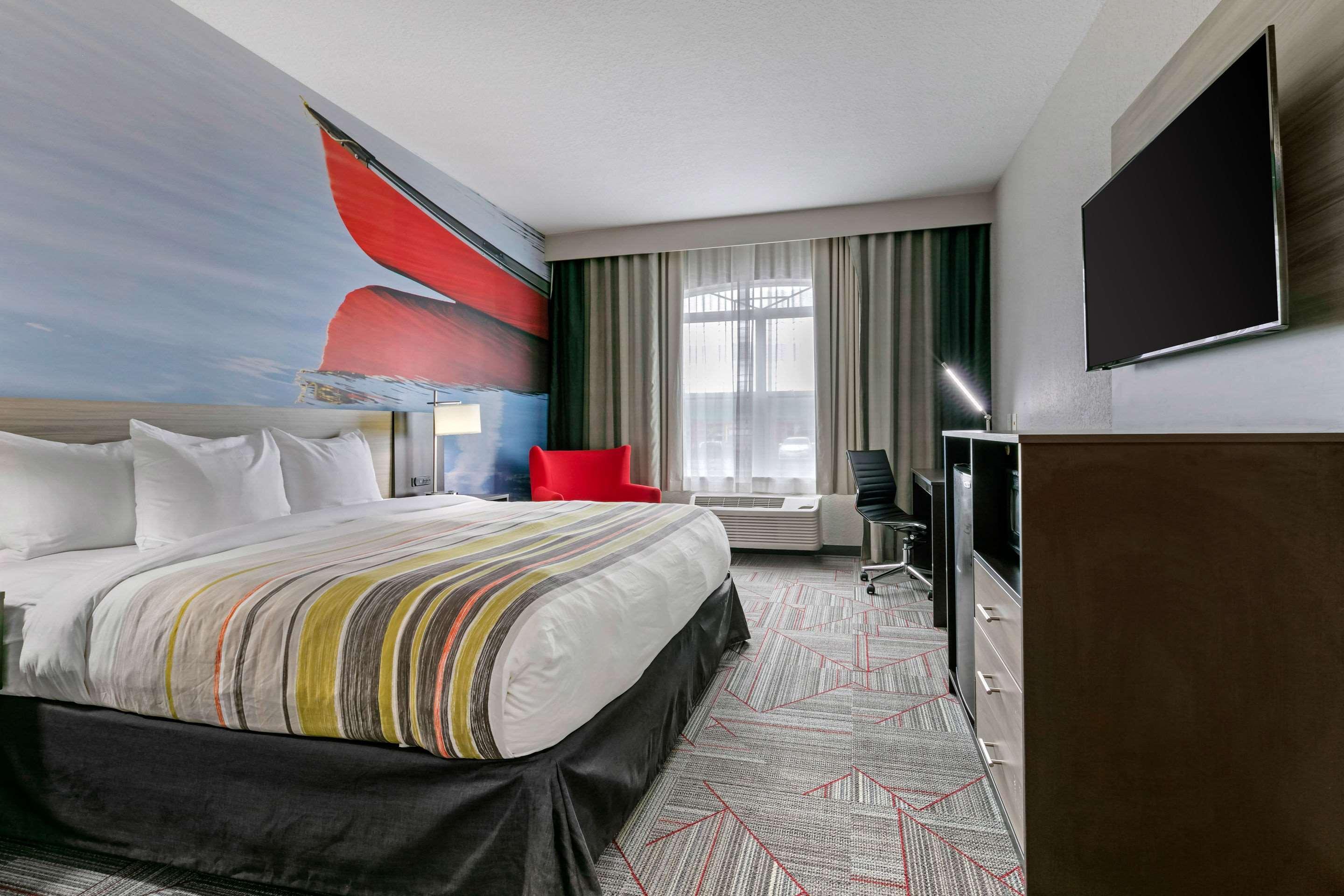 Готель Clarion Pointe Columbus-Bradley Park Екстер'єр фото