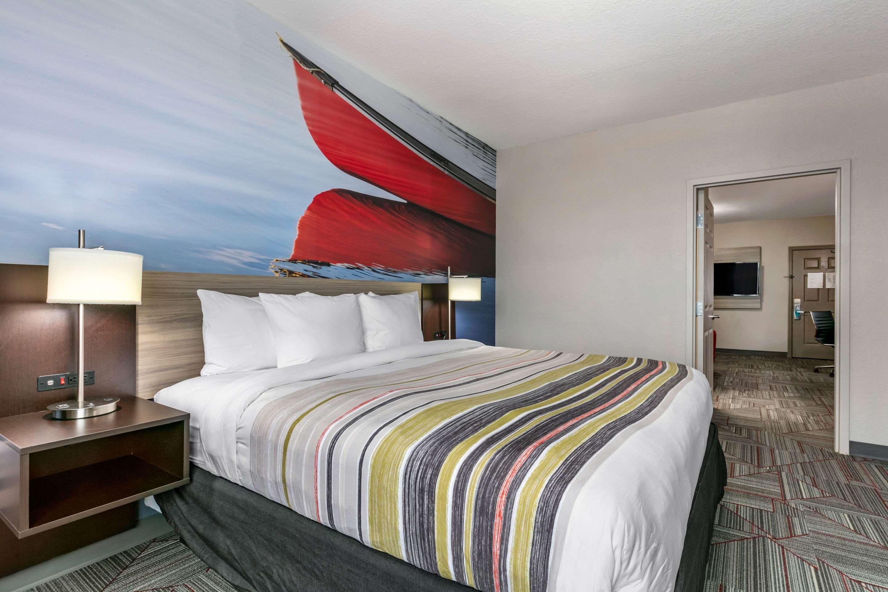 Готель Clarion Pointe Columbus-Bradley Park Екстер'єр фото